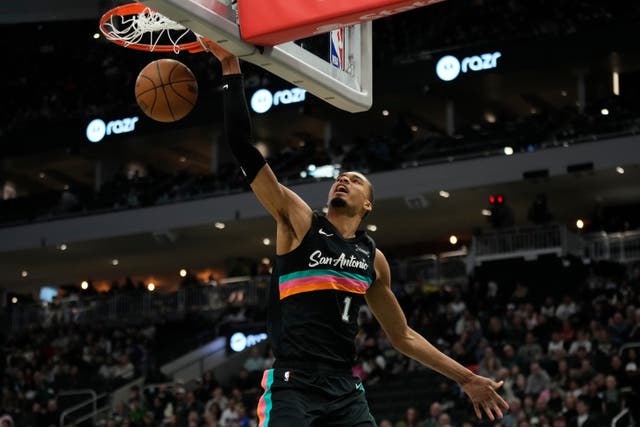 SPURS-BUCKS