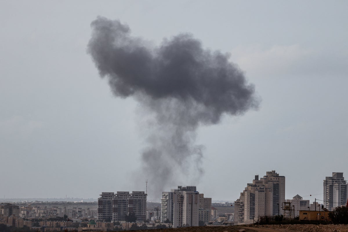 İran, Trump'ın kara harekâtı başlatması halinde ABD askerlerini ateşe verme sözü verdi