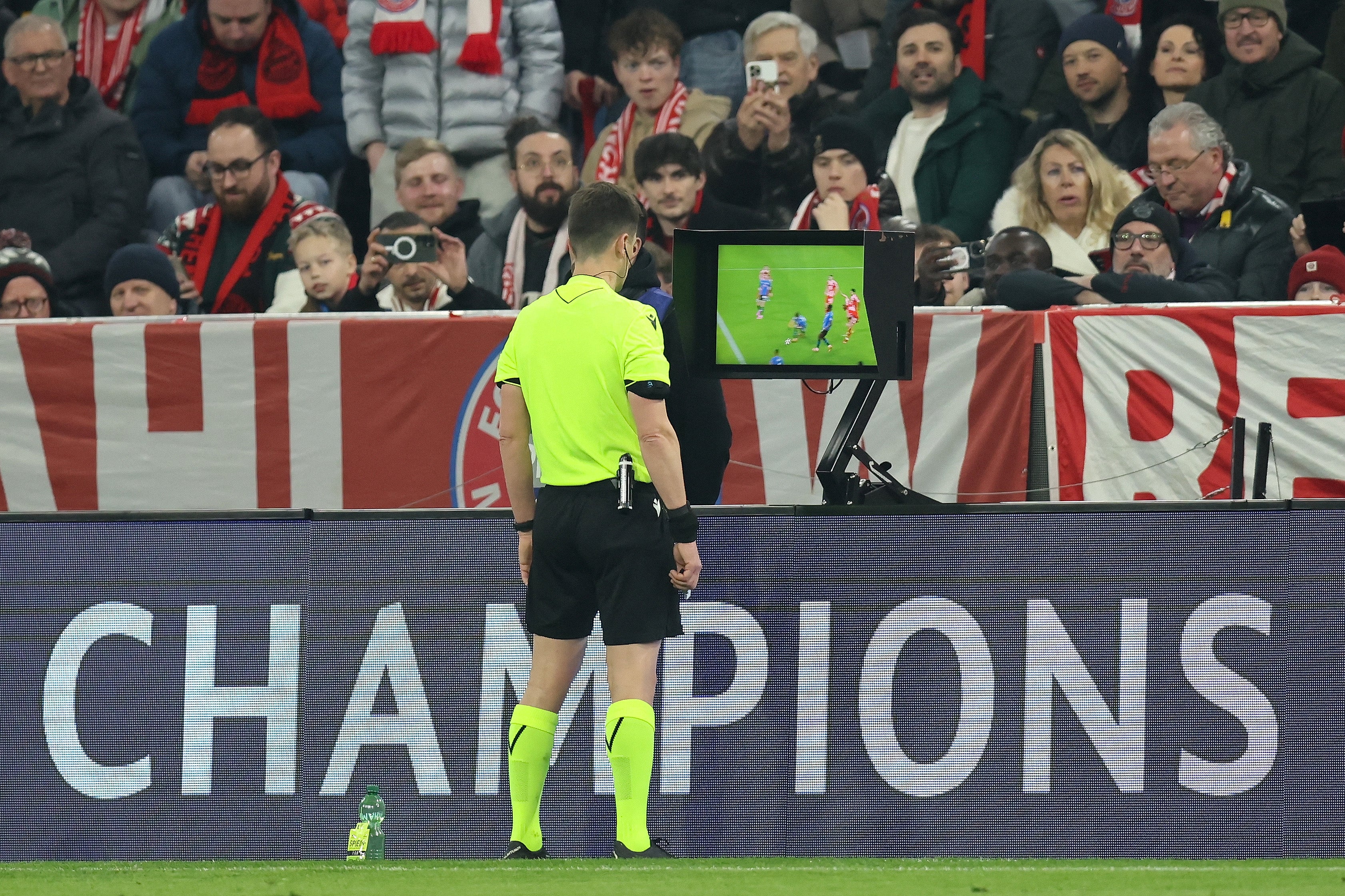 FSA survey finds 75% of football fans are against the use of VAR