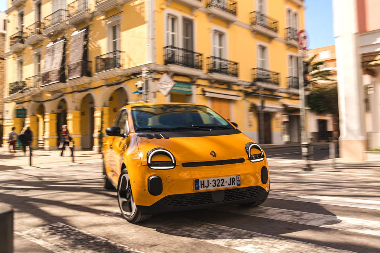 Renault Twingo Review Budget EV Is The Best Car I ve Driven This Year renault-twingo-review-budget-ev-is-the-best-car-i-ve-driven-this-year