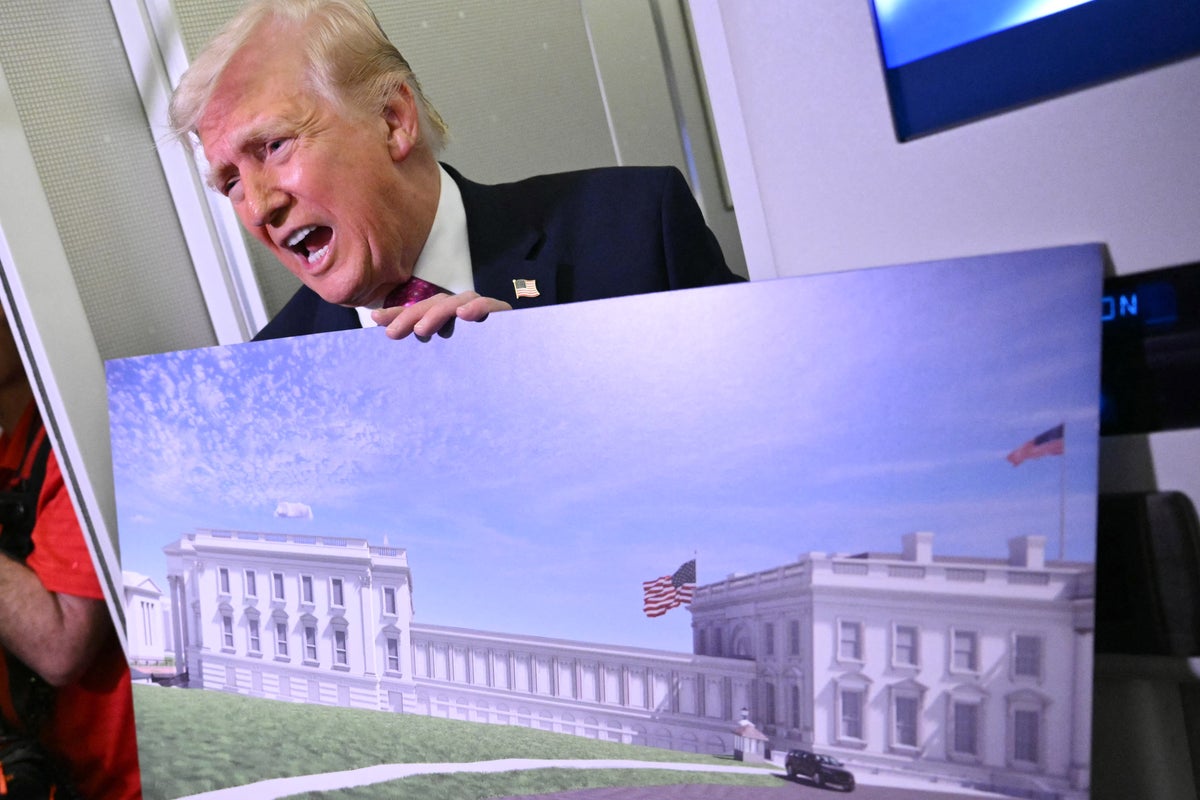 Trump reveals military is building him a ‘big’ bunker under his planned White House ballroom – UK Times Trump reveals military is building him a ‘big’ bunker under his planned White House ballroom – UK Times