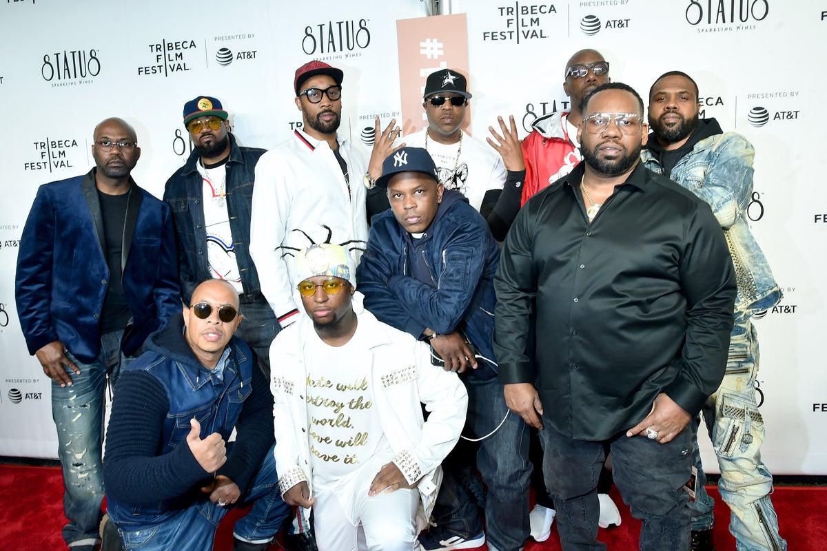 Fans of rap legends issued refunds as key members miss farewell shows