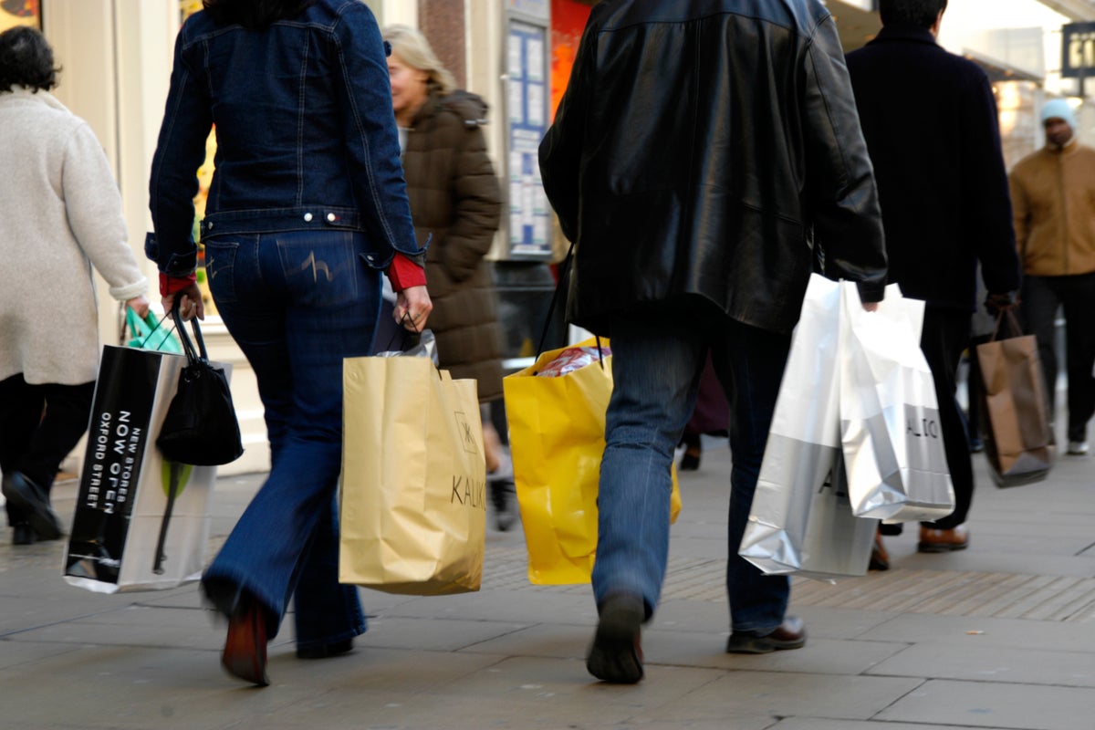 Oxford Street shoppers to have faces scanned by controversial technology