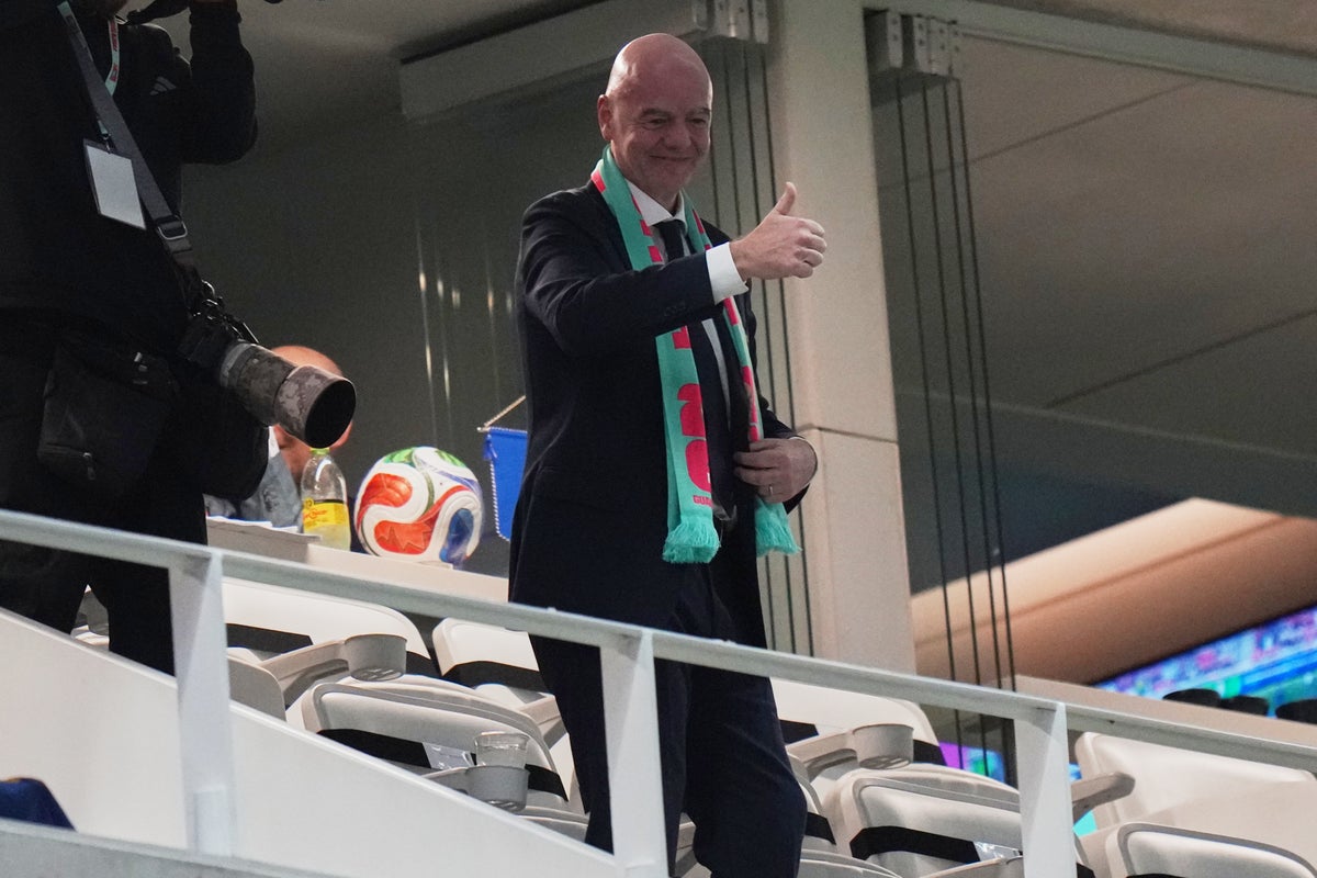 Sheinbaum meets FIFA’s Infantino to review Mexico’s 2026 World Cup preparations