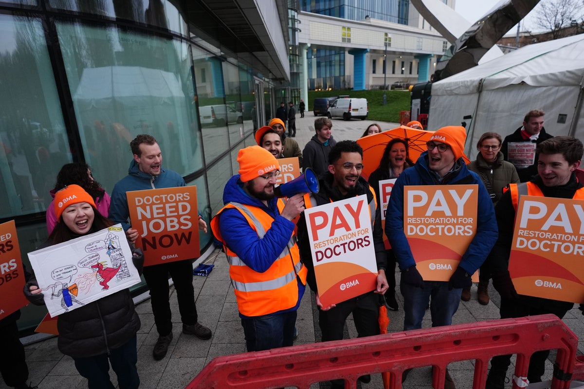 Crunch talks between resident doctors and ministers set to continue – UK Times