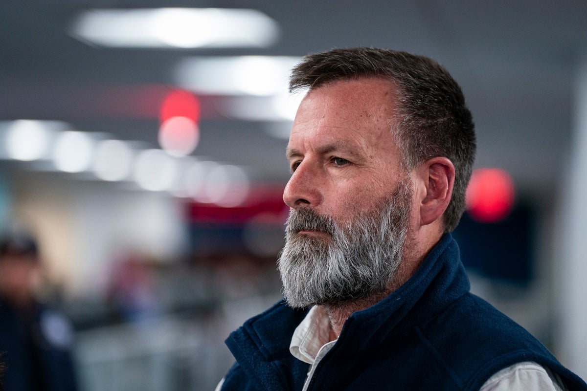 Trump official claims president’s Truth Social platform is blocking his posts about teleporting to a Waffle House