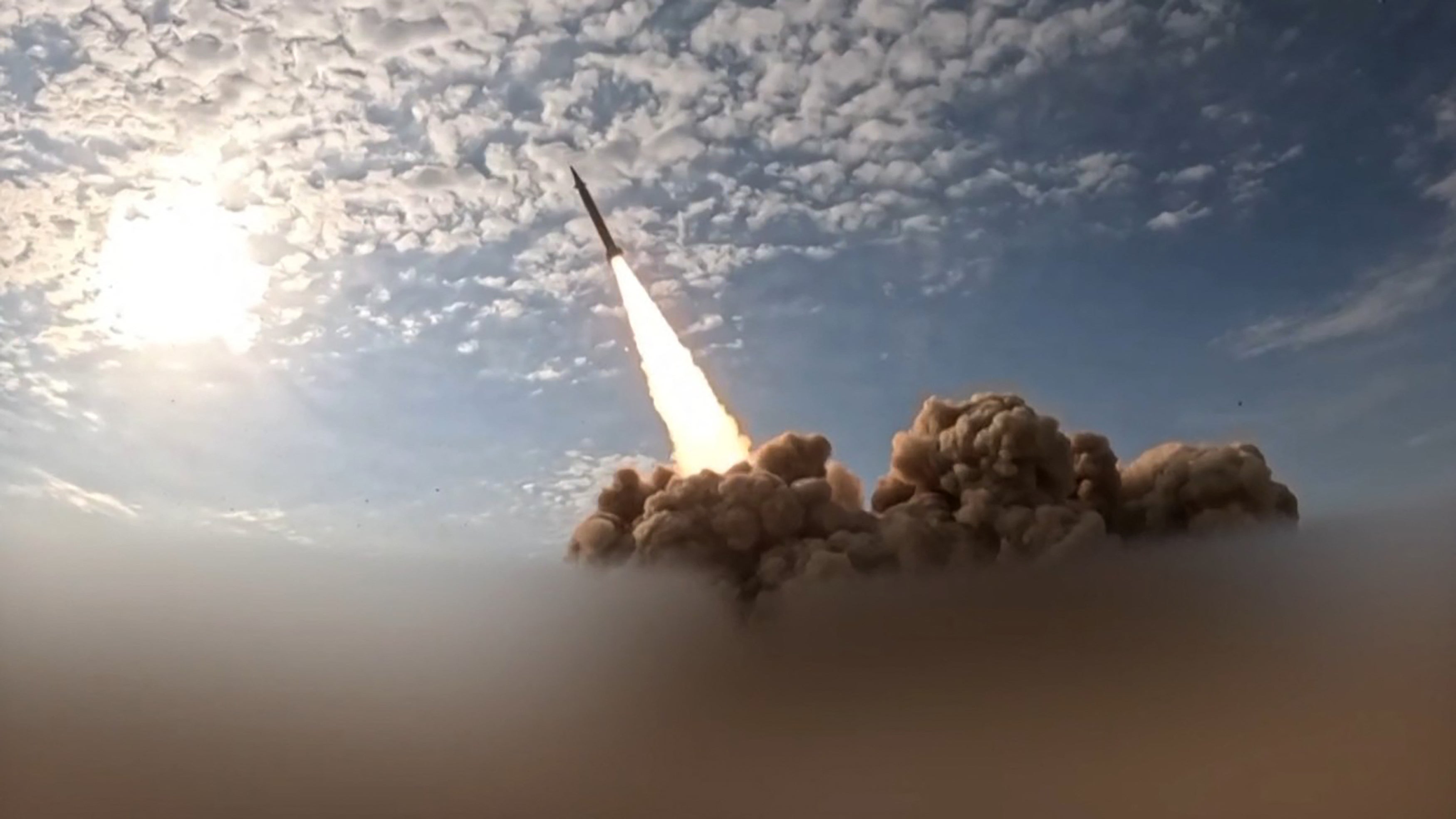 https://static.independent.co.uk/2026/04/01/7/27/TOPSHOT-IRAN-US-ISRAEL-WAR-o7mqjtbi.jpeg?trim=96,311,282,802&width=1200&height=800&crop=1200:800