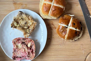 <p>I selflessly sampled a range of hot cross buns, to bring you the best</p>