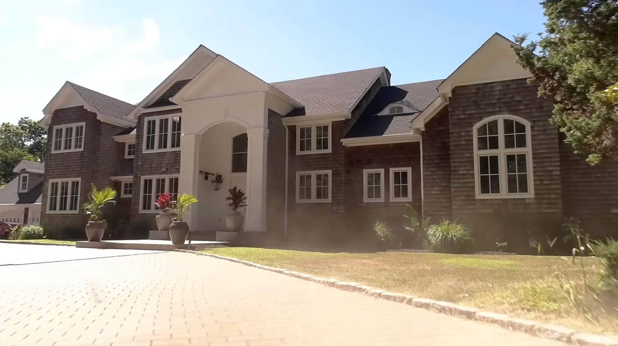 independent.co.uk - Caitlin Hornik - Summer House mansion hits market amid cast relationship drama