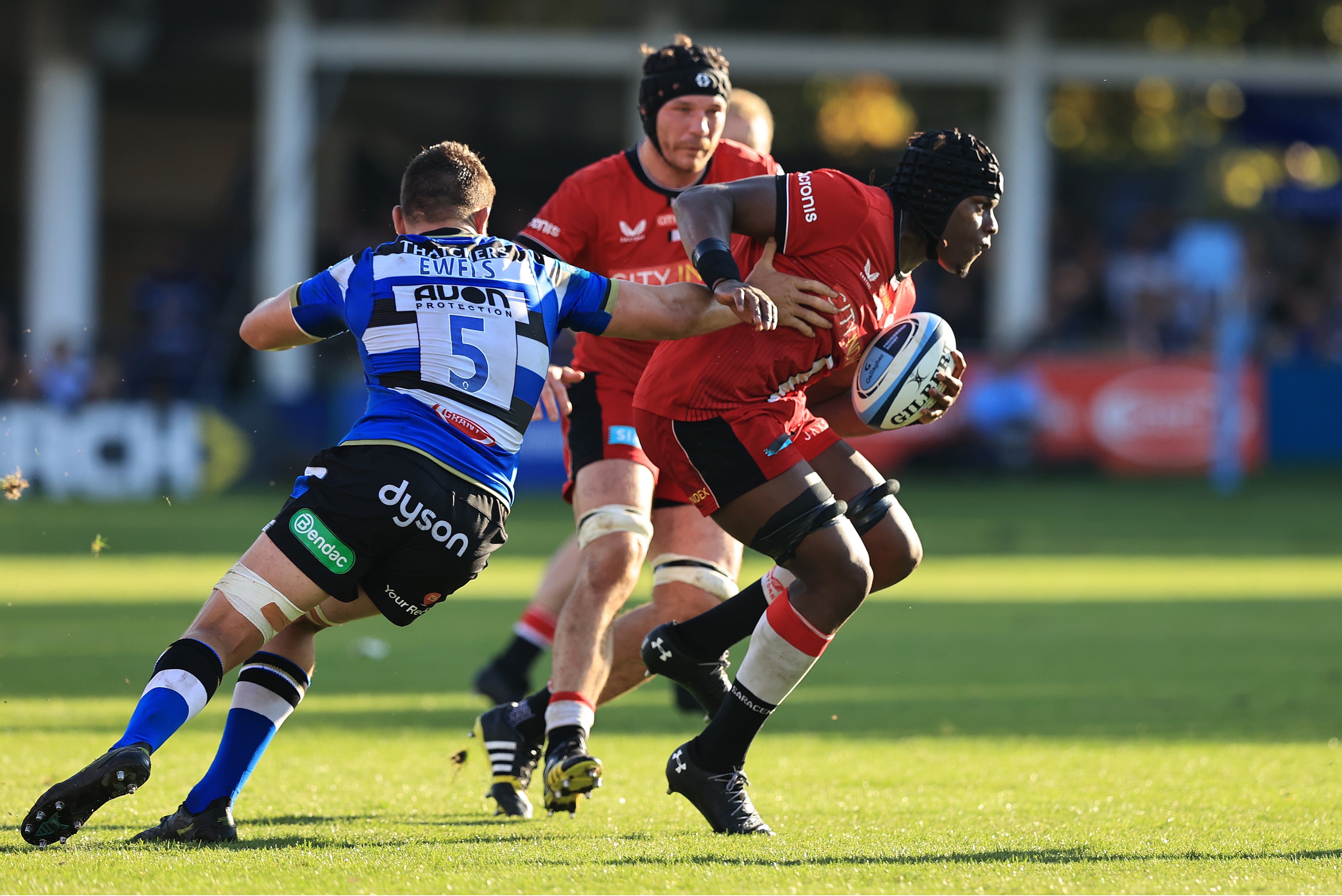 Bath lock Charlie Ewels (left) does not remember battles with Saracens particularly fondly