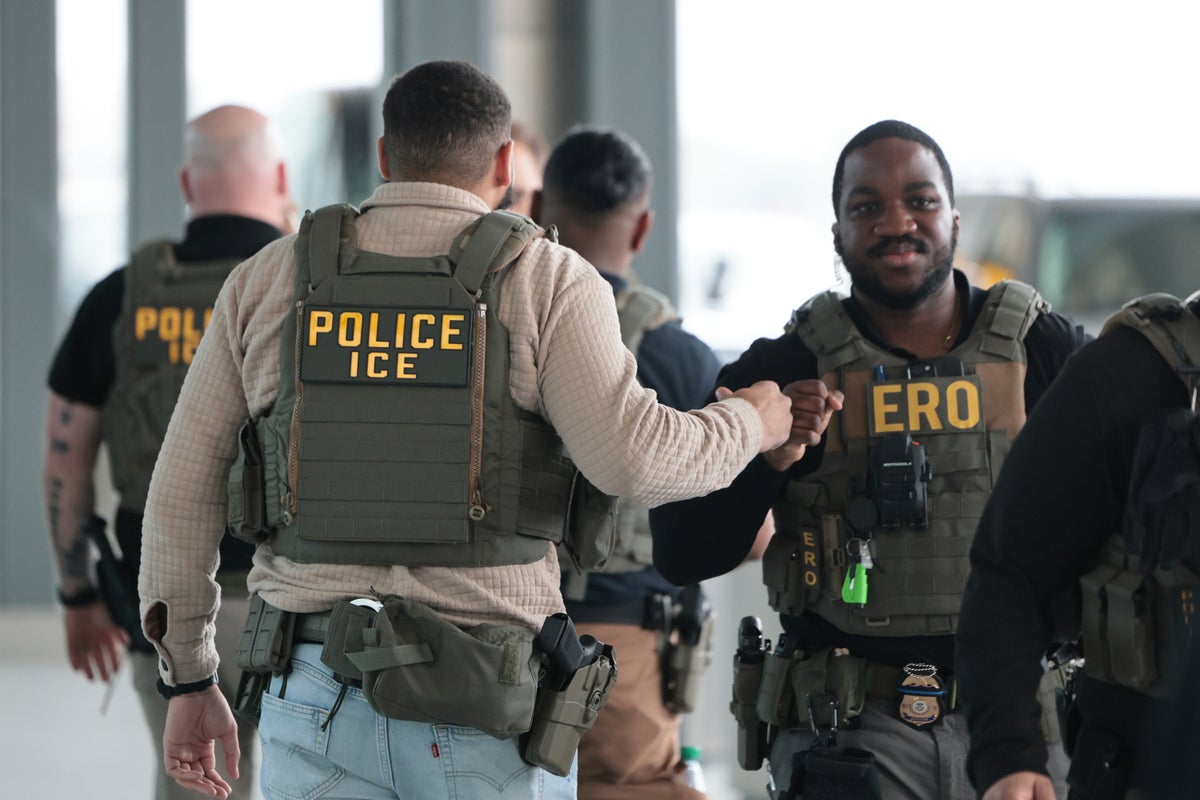 Marines work to convince families ICE will not be at boot-camp graduation ceremonies despite rumors Marines work to convince families ICE will not be at boot-camp graduation ceremonies despite rumors