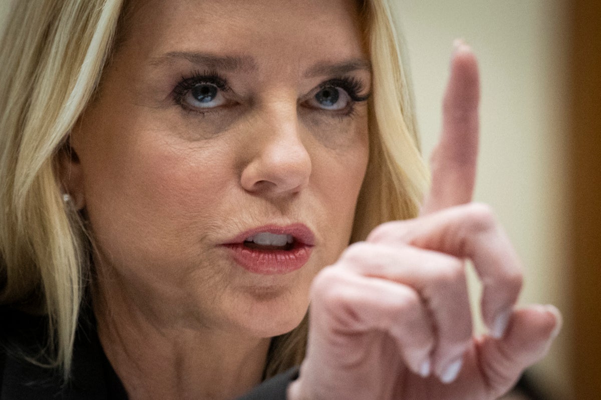 The combative hearing that led to Pam Bondi’s downfall
