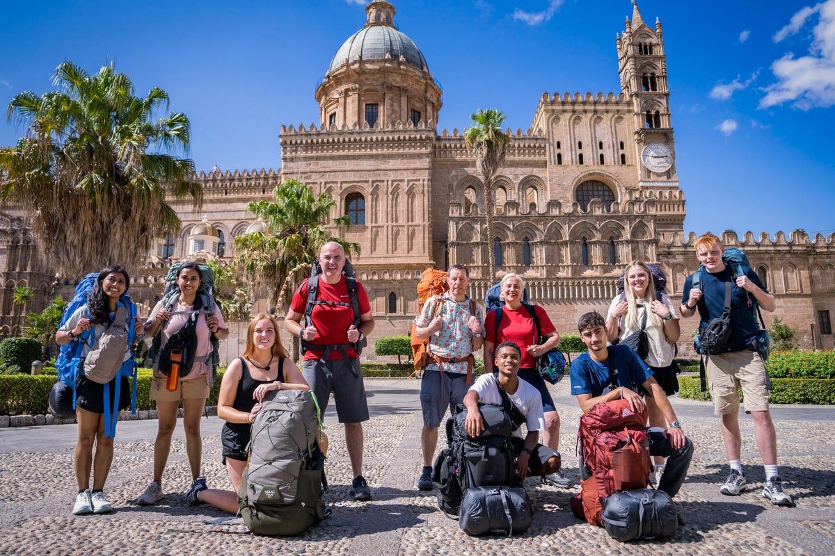 Who are the Race Across the World contestants for series six?