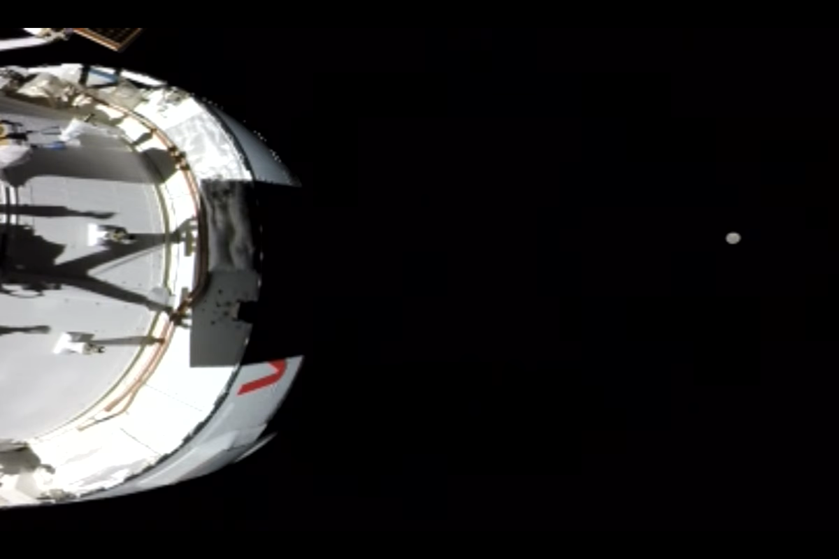 Nasa’s Artemis II live: Aastronauts officially on way to Moon as they describe ‘spectacular moment’ in space – UK Times Nasa’s Artemis II live: Aastronauts officially on way to Moon as they describe ‘spectacular moment’ in space – UK Times