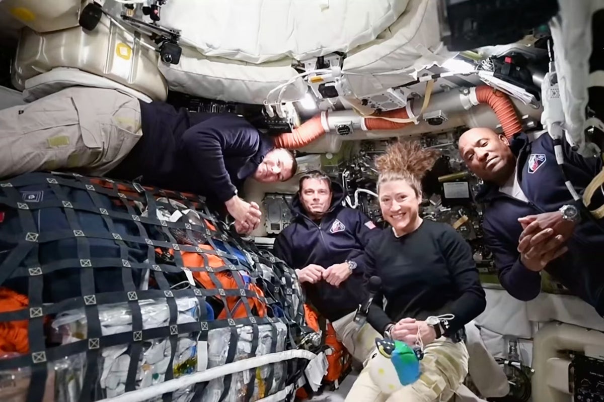 Canadas Artemis II astronaut gives thumbs-up to Project Hail Mary starring Canadian Ryan Gosling