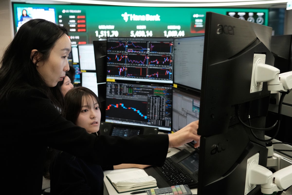 Asian shares mostly gain while oil prices keep rising – UK Times