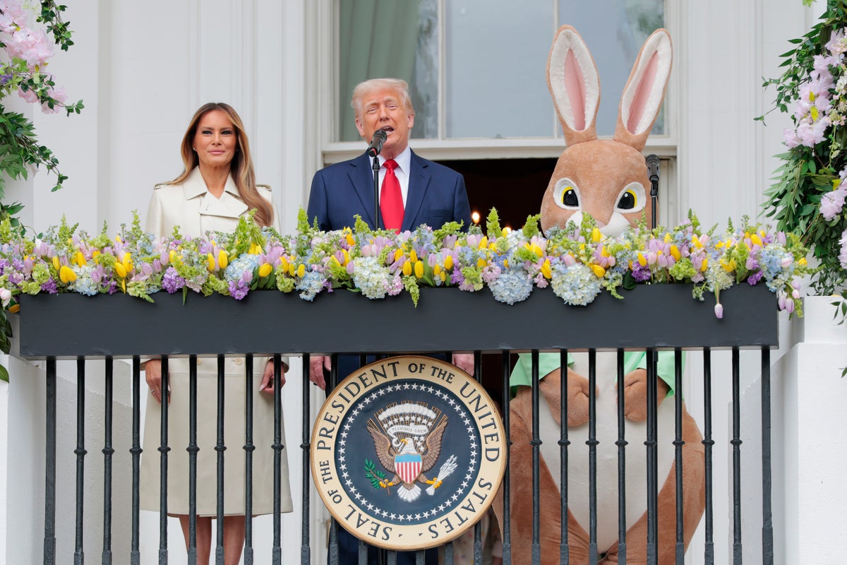 Trump live updates: President and first lady host Easter Egg Roll as outrage builds over Iran threats – UK Times Trump live updates: President and first lady host Easter Egg Roll as outrage builds over Iran threats – UK Times