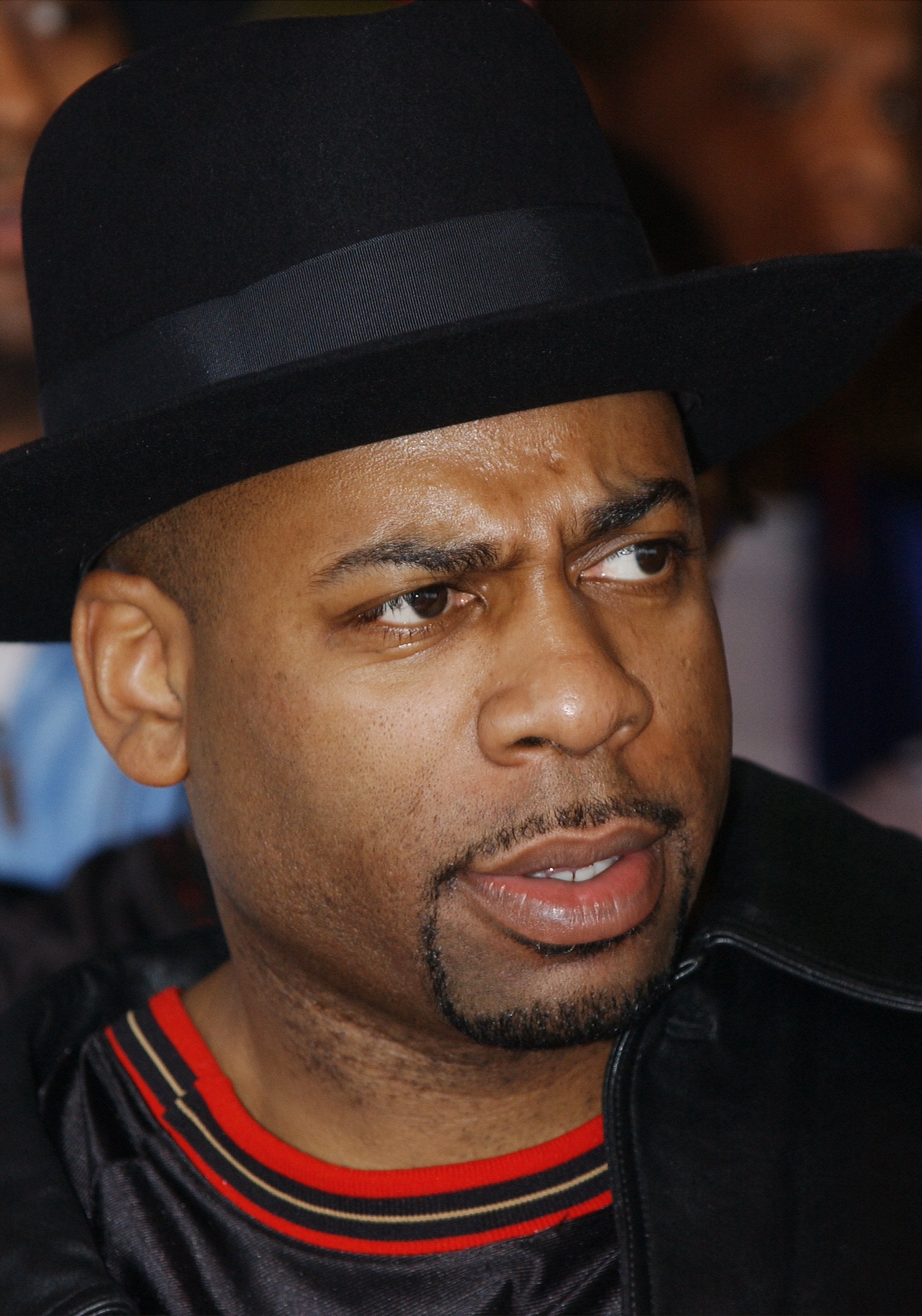 HOLLYWOOD, CA - FEBRUARY 25, 2002: Legendary hip hop artist Jam Master Jay of Run-DMC attends a handprint ceremony during the group's induction into the Hollywood RockWalk February 25, 2002 at the Guitar Center in Hollywood, California. Jam Master Jay, whose given name is Jason Mizell, was shot and killed inside a Queens, New York studio October 30, 2002, according to a group representive. Police, who say two unidentified men were shot around 7:30 p.m. local time, have confirmed that one man was dead on arrival at a local hospital. (Photo by Vince Bucci/Getty Images)