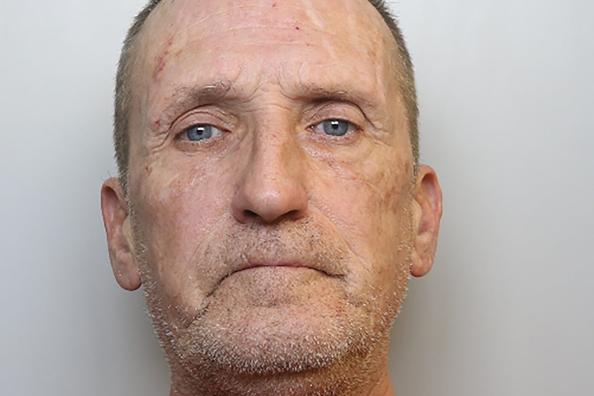 Drunk Ryanair passenger jailed after forcing pilot to abort landing