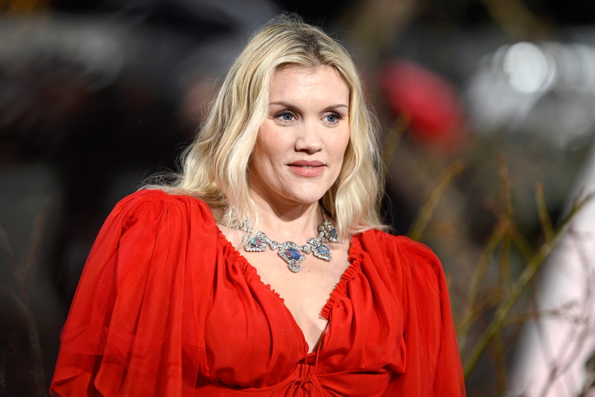 Emerald Fennell shoots down claim she’s ‘in negotiations’ to direct major movie reboot Emerald Fennell shoots down claim she’s ‘in negotiations’ to direct major movie reboot