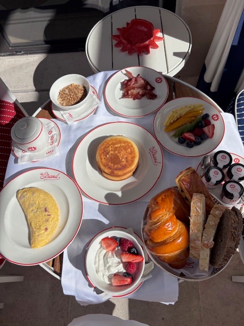 The hotel breakfast boasts classic French and American delights