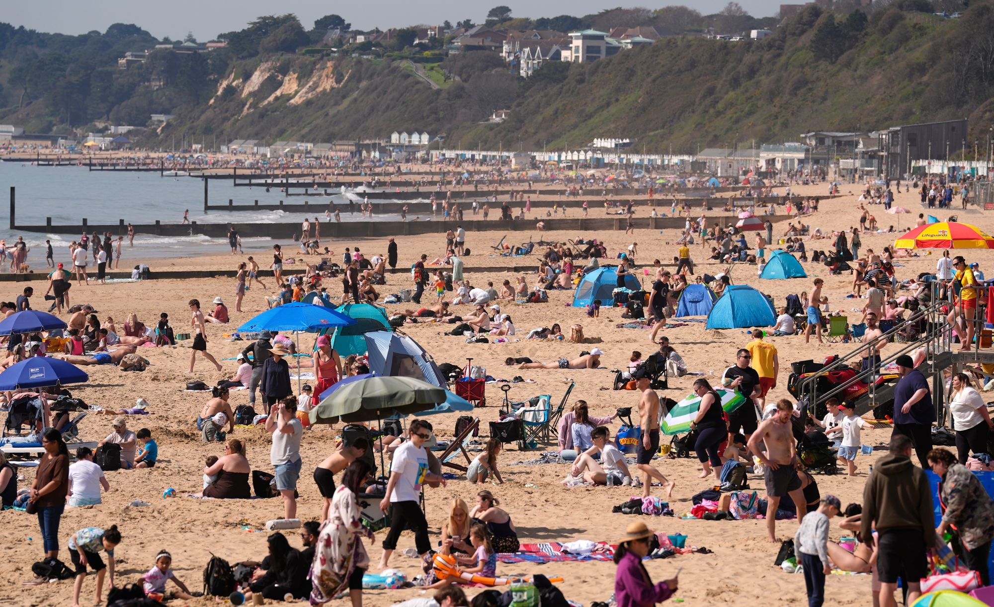Parts of UK hotter than Ibiza, Rome as temperatures break 80-year record