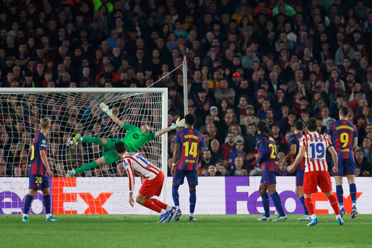 The moment of genius from Julian Alvarez that helped Atletico Madrid stun Barcelona