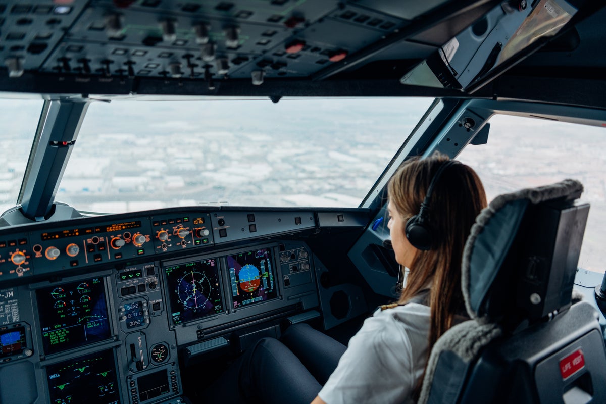 ‘You can’t be what you can’t see’: The female pilots flying the flag for women in aviation – UK Times ‘You can’t be what you can’t see’: The female pilots flying the flag for women in aviation – UK Times
