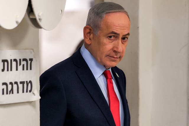 <p>El primer ministro israelí, Benjamin Netanyahu, enfrenta fuertes críticas internas tras el alto el fuego con Irán </p>