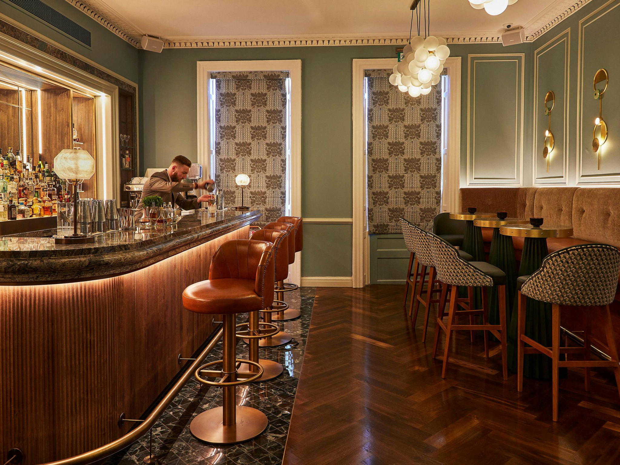 The bar offers a seasonally-curated cocktail menu