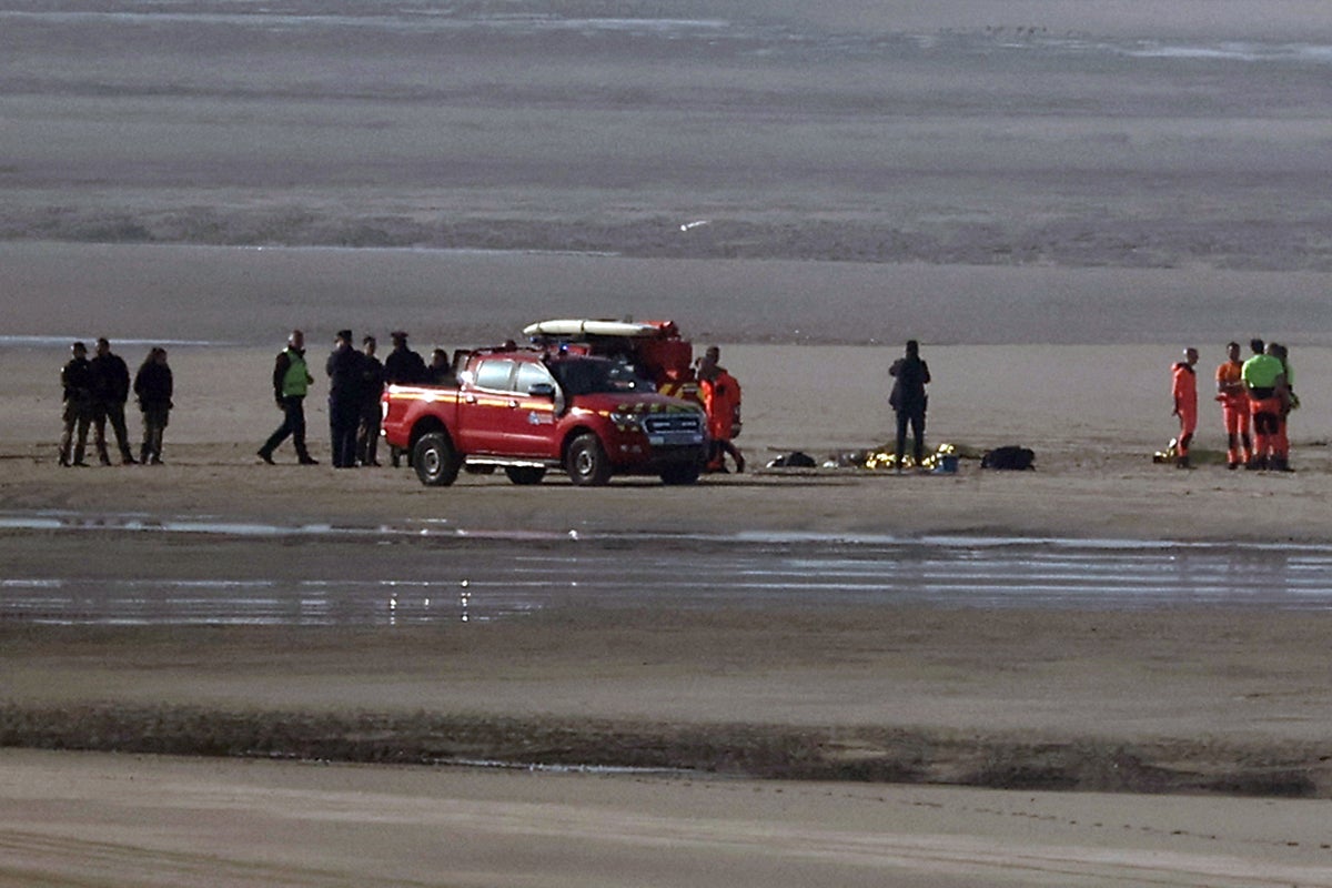 Four people die in Channel crossing attempt