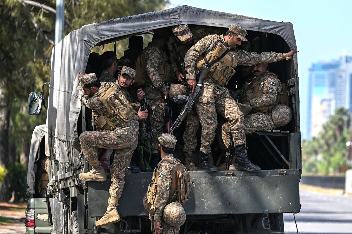 Pakistan prepares to host high-stakes US-Iran peace talks