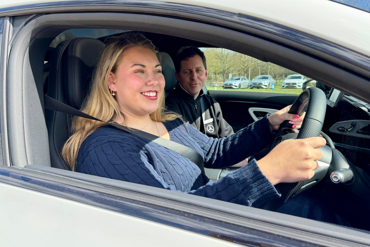 Learner drivers still facing 20-week wait to book practical test