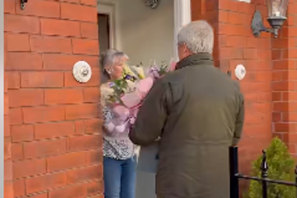 ‘I’ll believe it when I see it’: People on street which won Farage’s bills competition say Reform hasn’t paid – UK Times ‘I’ll believe it when I see it’: People on street which won Farage’s bills competition say Reform hasn’t paid – UK Times