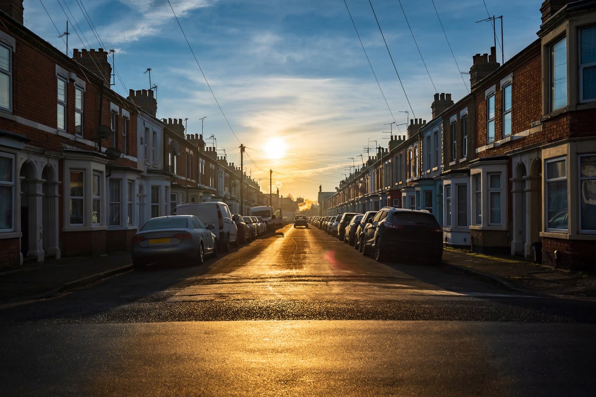 Higher energy prices could leave UK households £480 worse off this year, experts warn – UK Times Higher energy prices could leave UK households £480 worse off this year, experts warn – UK Times