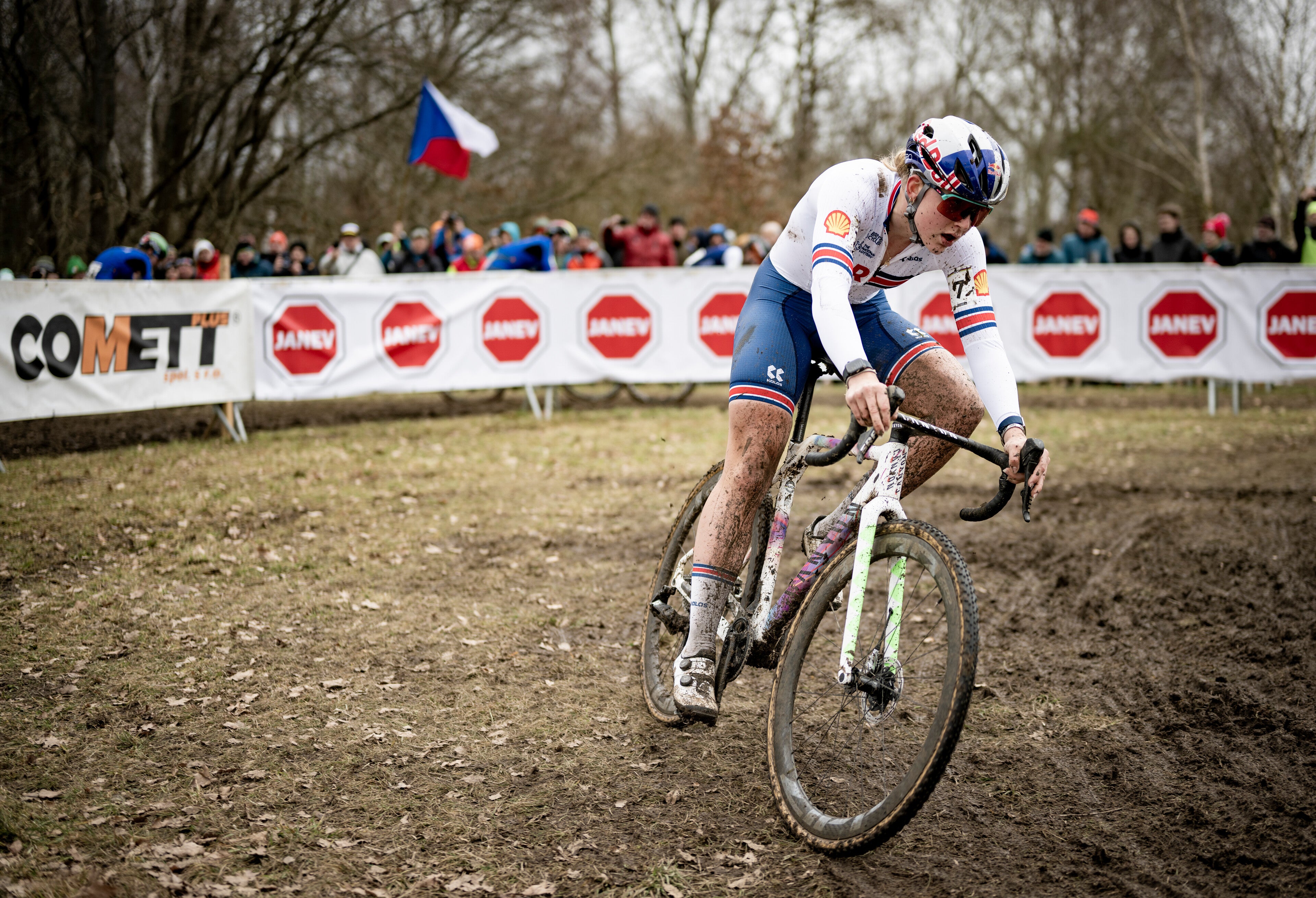 Backstedt's cyclo-cross background could give her the edge on Sunday