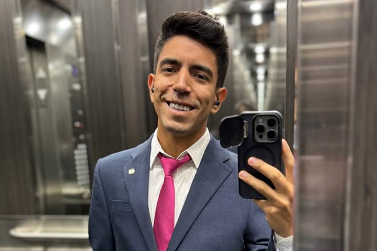 Canadian adult-film model claims border patrol quizzed him about his sexuality before banning him from U.S. over his past Canadian adult-film model claims border patrol quizzed him about his sexuality before banning him from U.S. over his past