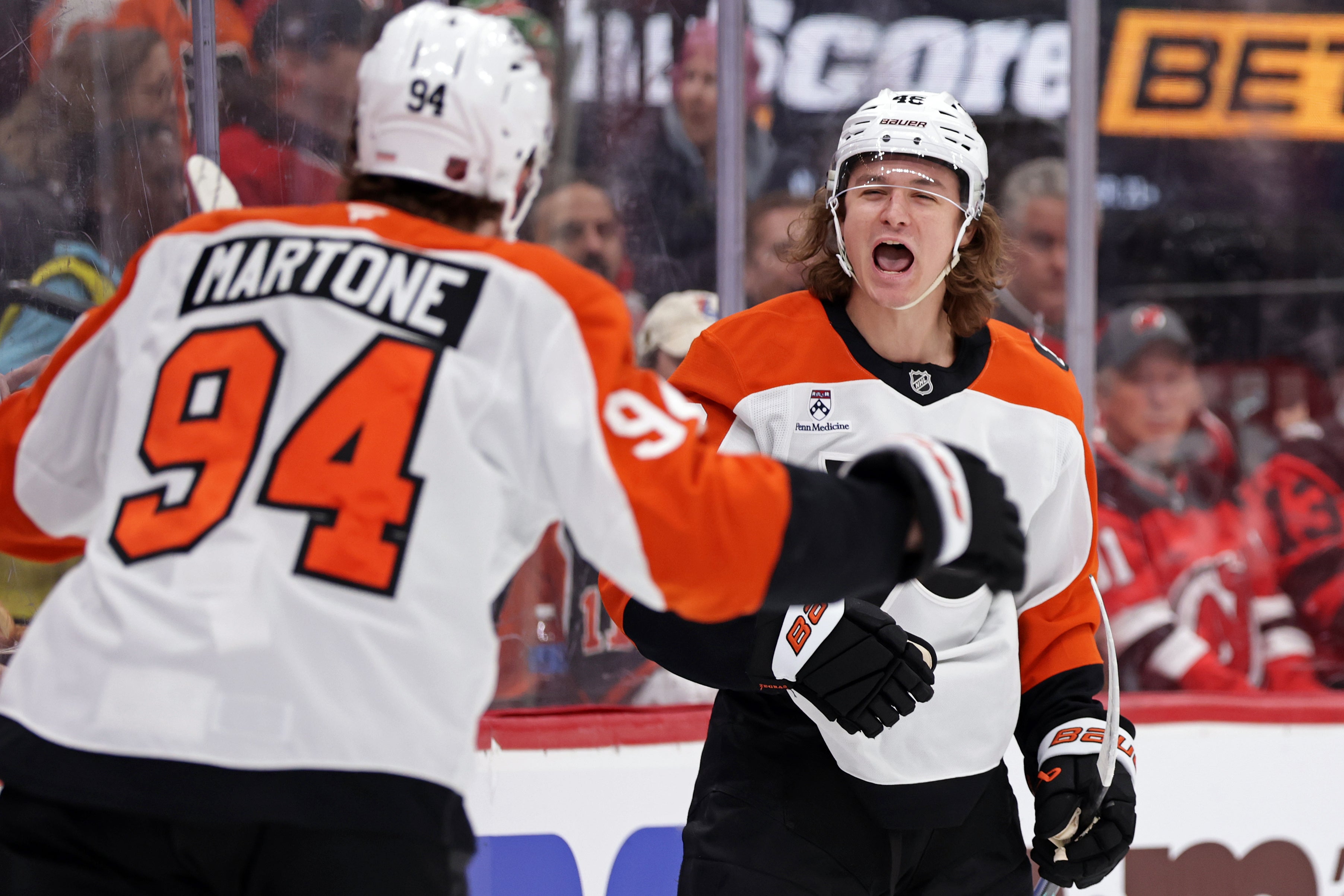 Flyers celebrating making it to the playoffs after defeating the Chicago Blackhawks