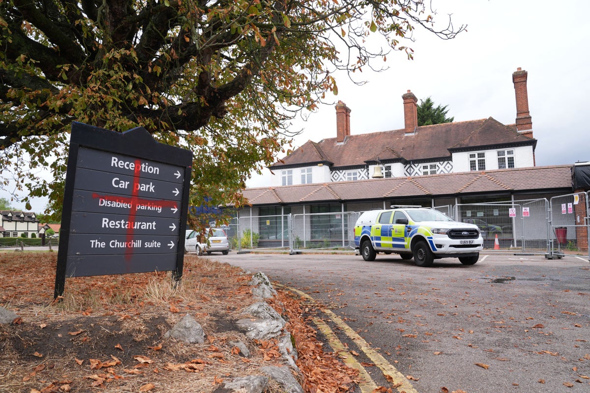 Police debunk social media claims linking Epping car incident suspect to asylum hotel