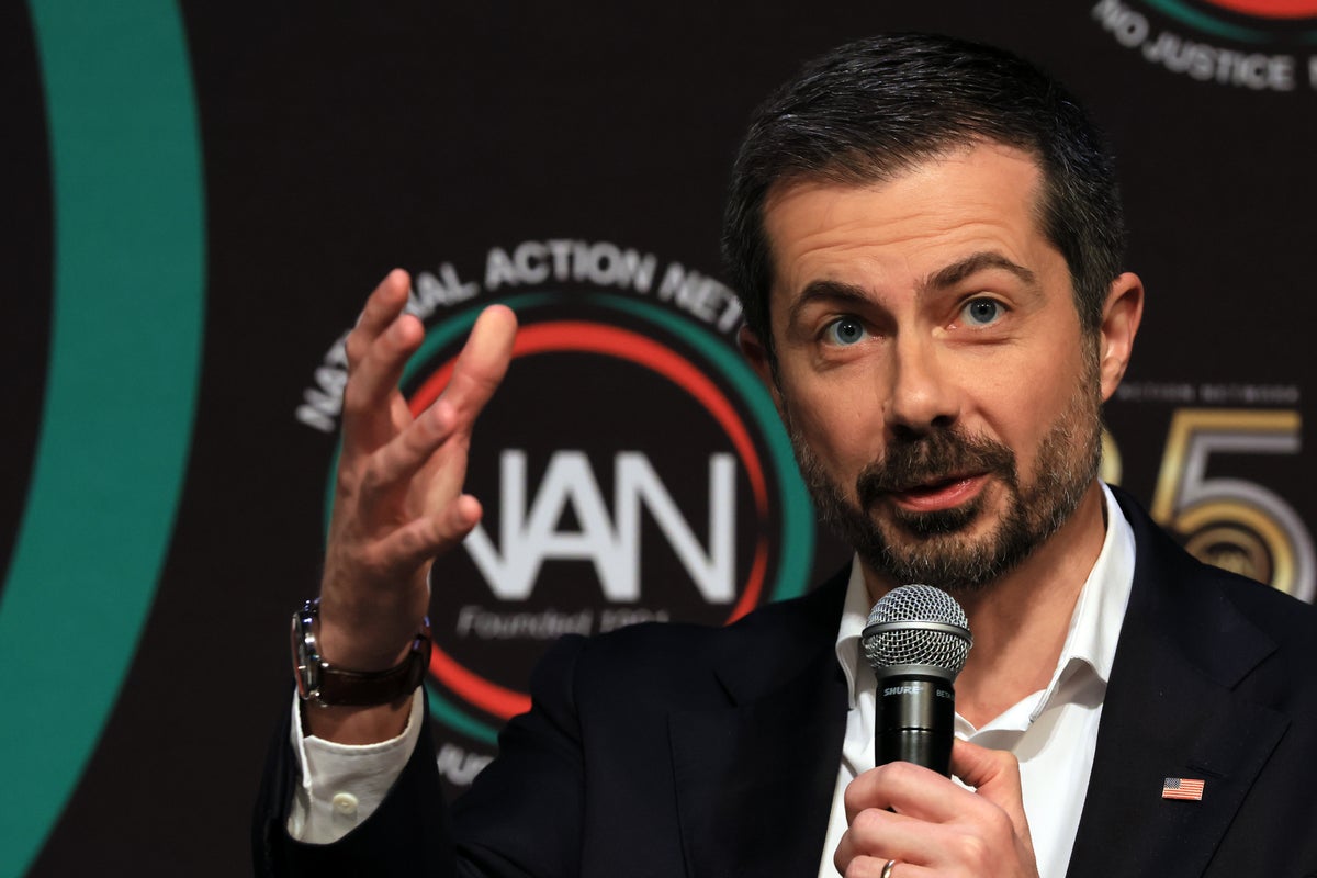 Pete Buttigieg absolutely shreds CNBC host on Iran war and Trump’s broken inflation promises – UK Times Pete Buttigieg absolutely shreds CNBC host on Iran war and Trump’s broken inflation promises – UK Times