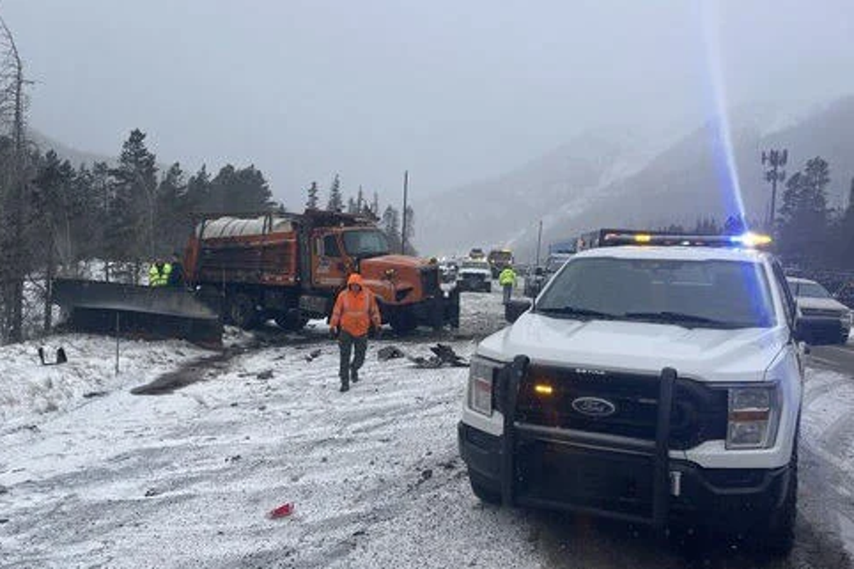 Snow plow driver charged in deadly wreck that included a youth hockey team’s van – UK Times Snow plow driver charged in deadly wreck that included a youth hockey team’s van – UK Times