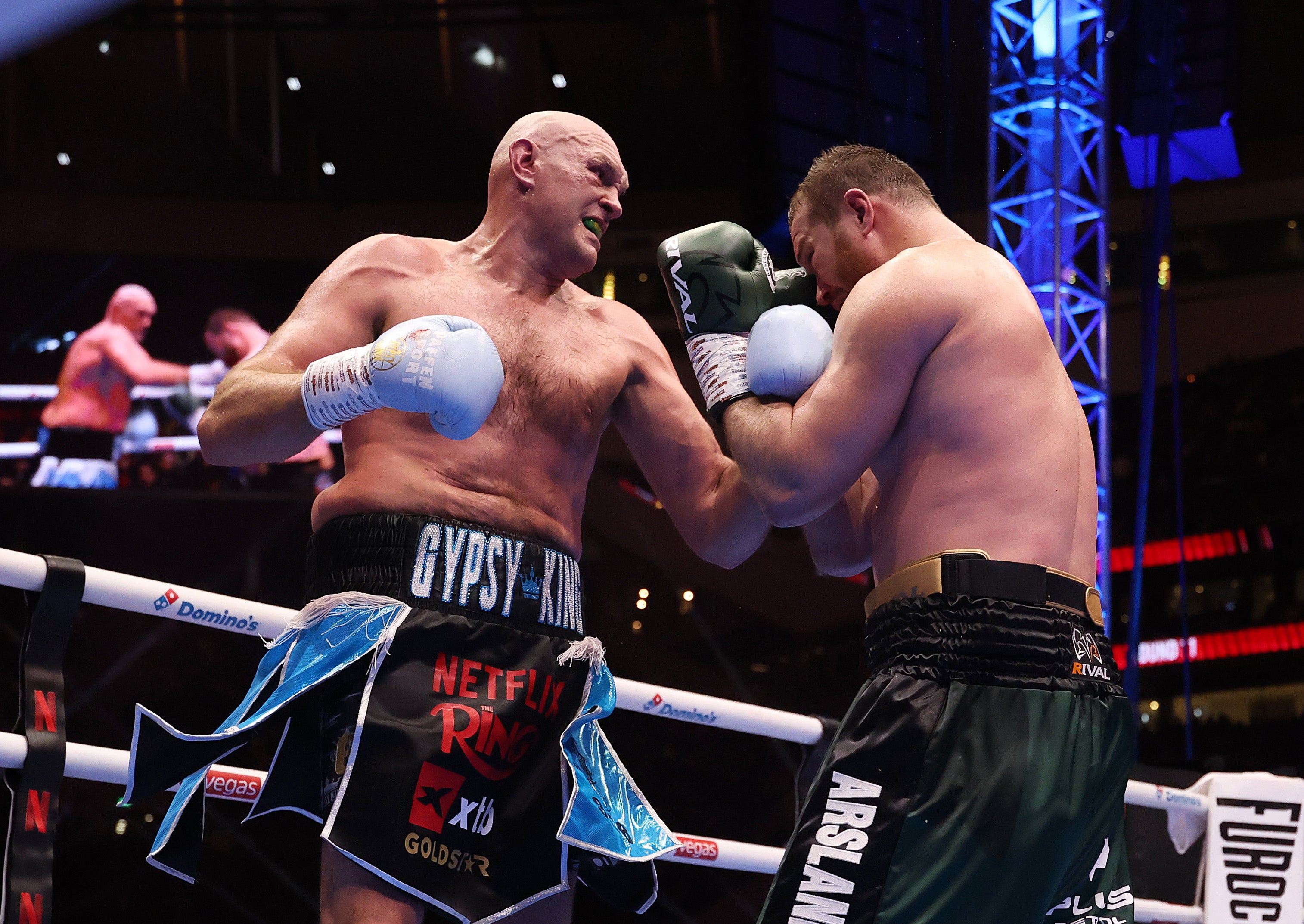 Fury looked somewhat close to finishing Makhmudov in the final rounds