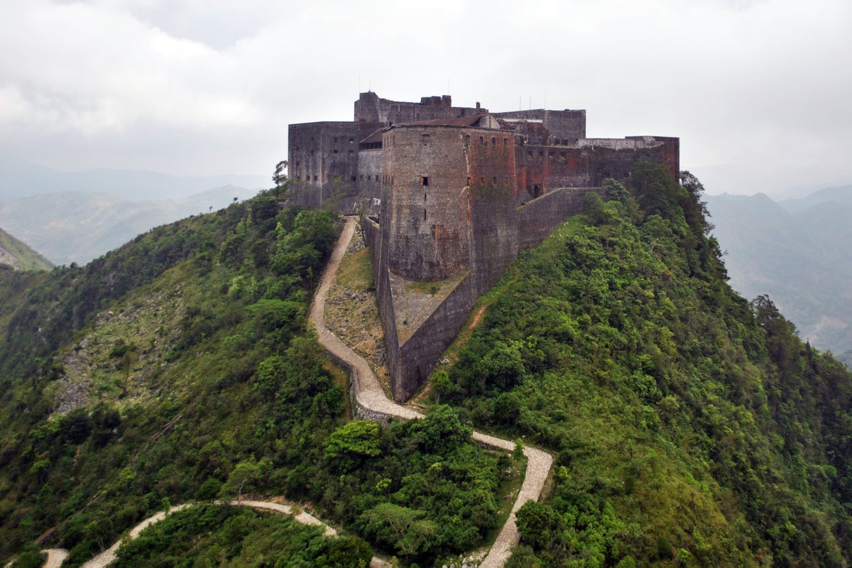Laferriere Citadel: Dozens killed in stampede at Haiti tourist site – UK Times Laferriere Citadel: Dozens killed in stampede at Haiti tourist site – UK Times