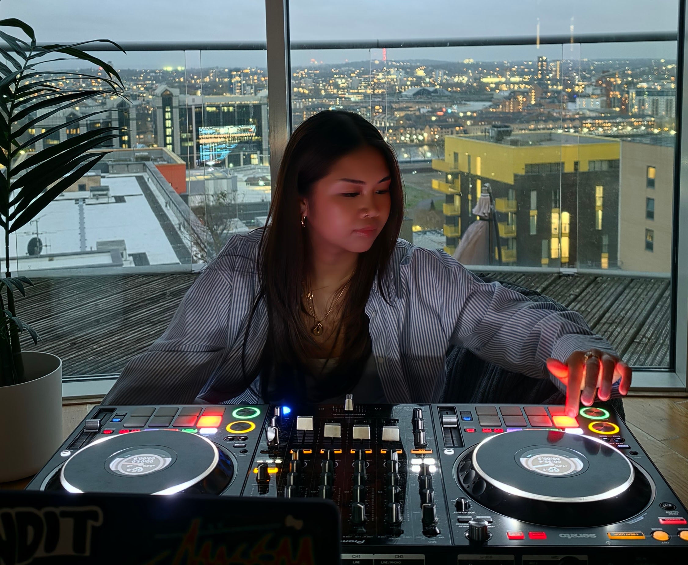 DJ Miamor makes use of the Nightography feature on her Samsung Galaxy S26 Ultra in low-light settings
