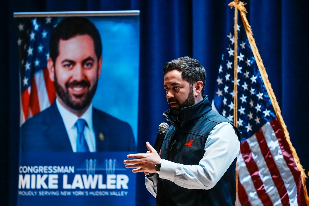 LGBTQ voters hope to knock out vulnerable Republicans and boost Democrats to victory with a pink wave in November – UK Times LGBTQ voters hope to knock out vulnerable Republicans and boost Democrats to victory with a pink wave in November – UK Times