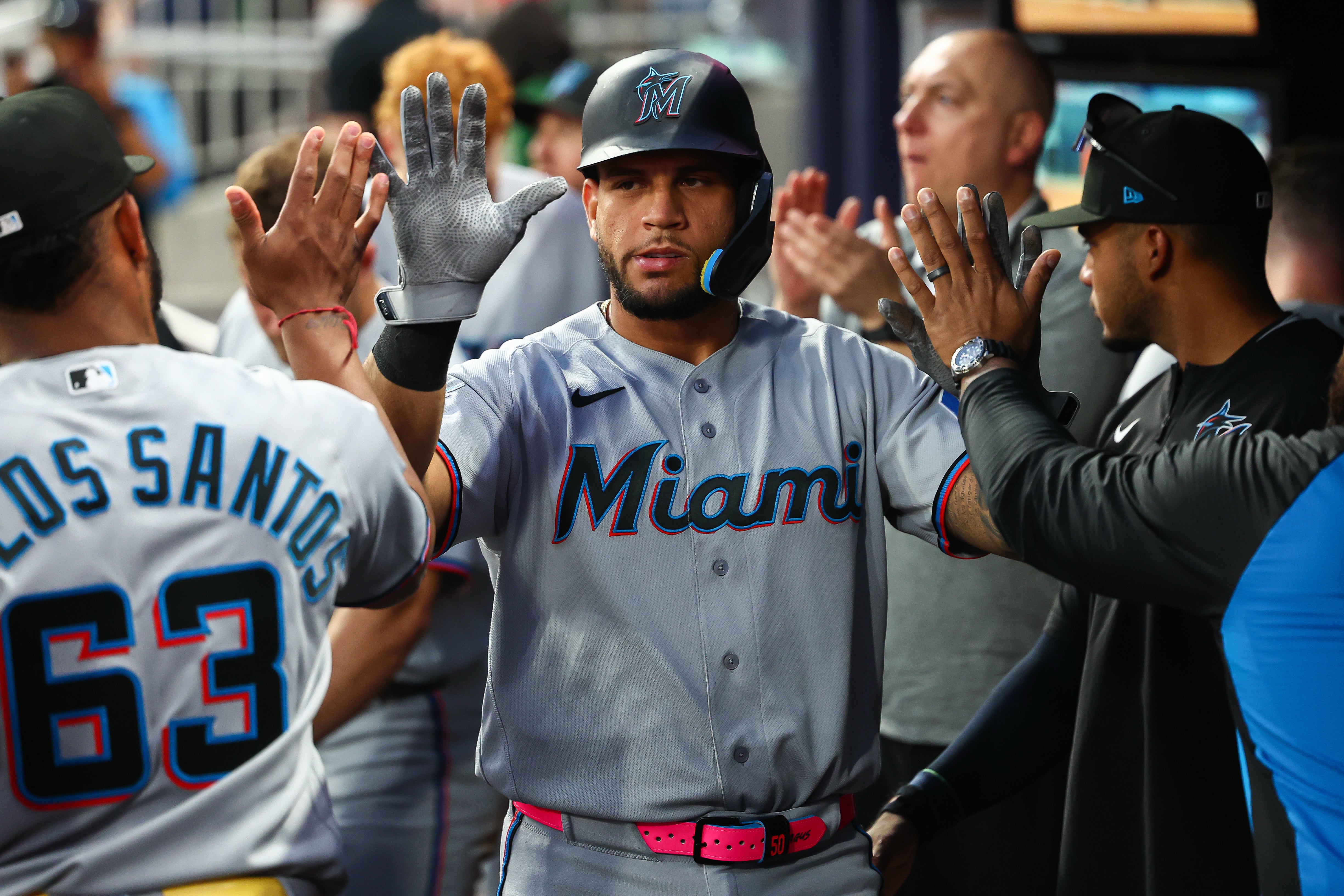 MARLINS-BRAVOS