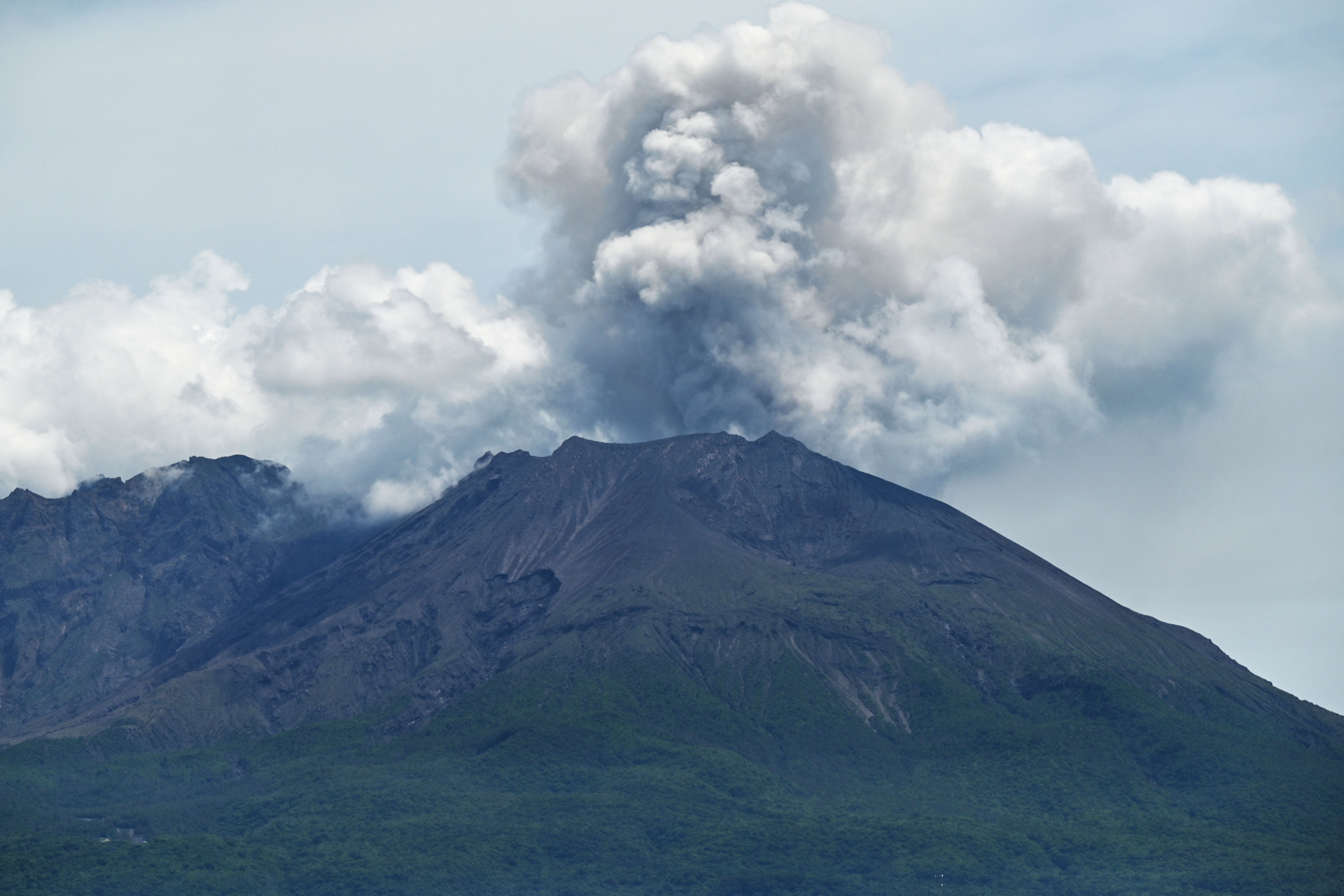 <p>Archivo: vista del volcán Sakurajima el 25 de junio de 2025</p>