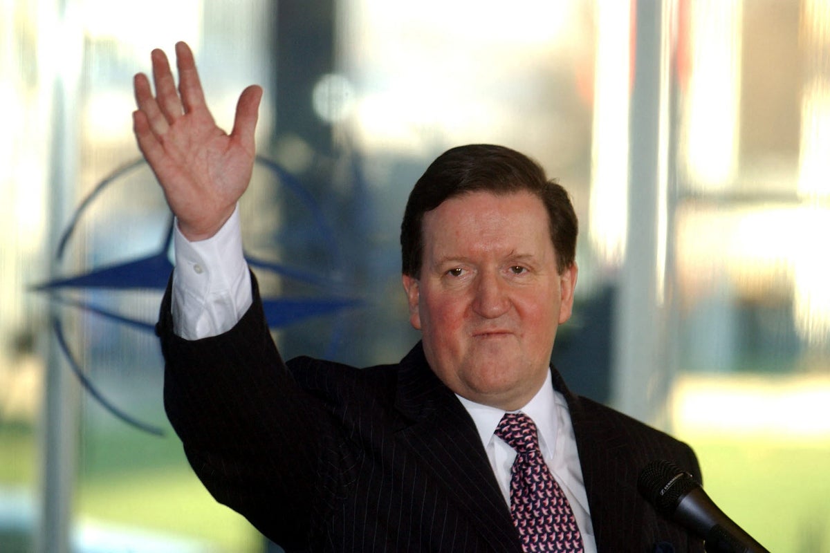 UK ‘in peril’ because of Starmer’s ‘corrosive complacency’ on defence, ex-Nato chief Lord Robertson warns – UK Times