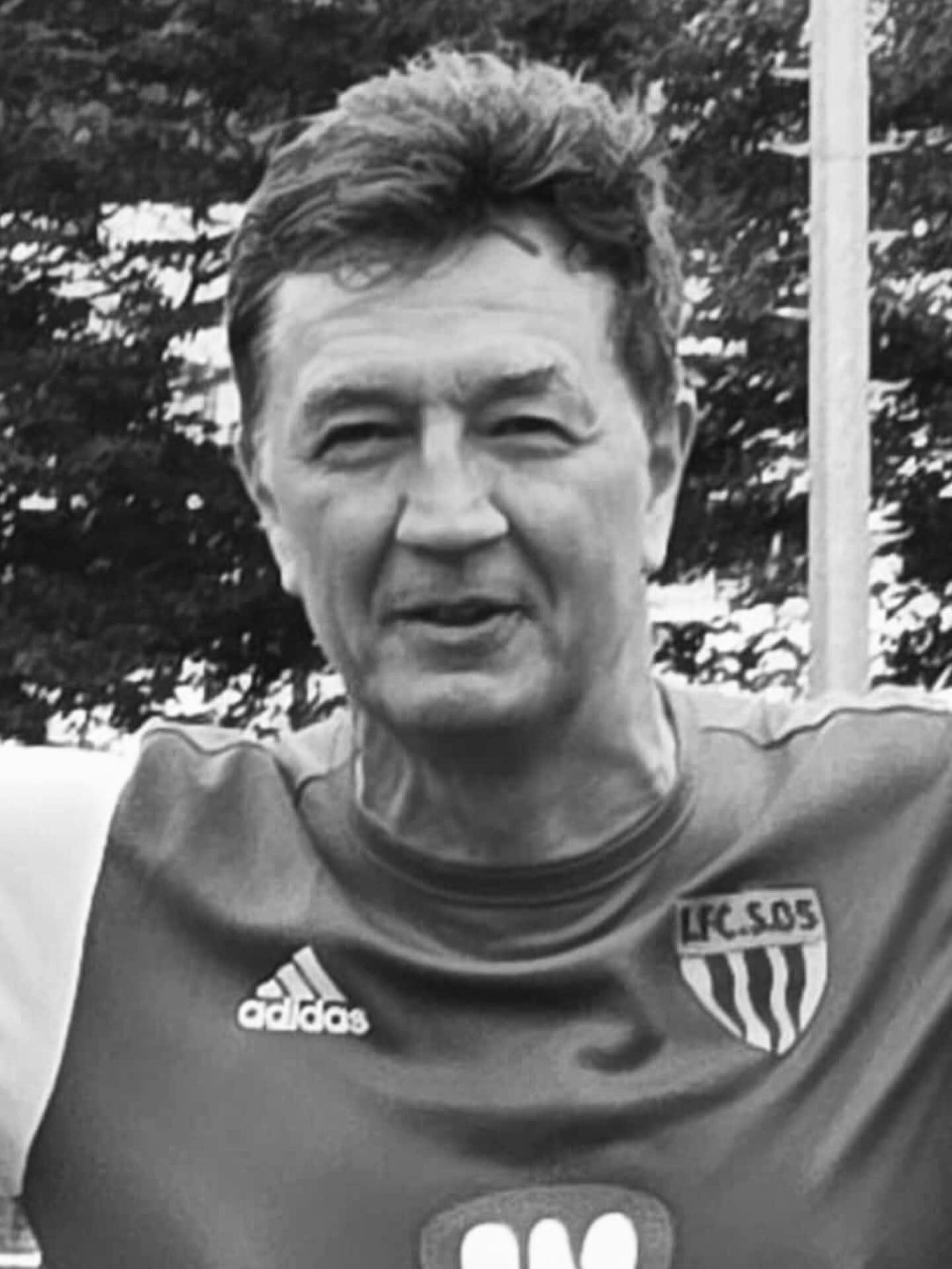 Former Bundesliga striker dies in freak cycling crash with deer