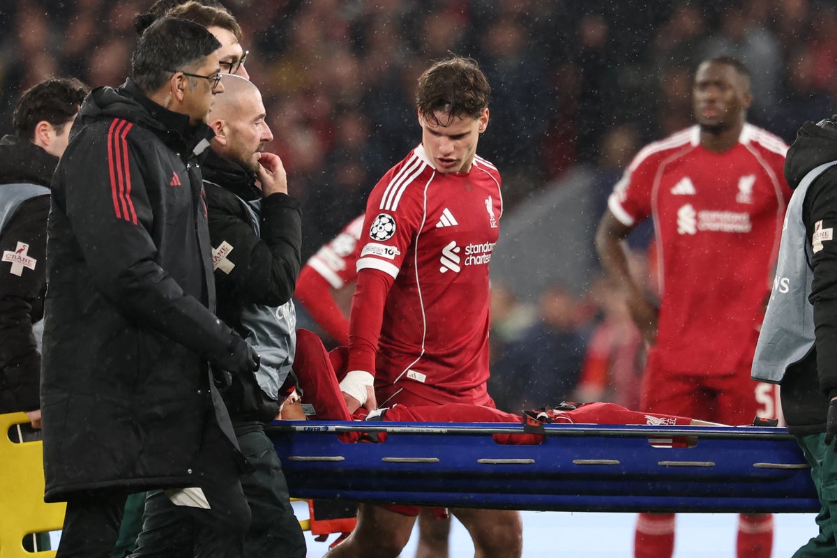 Hugo Ekitike stretchered off in huge blow to Liverpool’s hopes of Champions League comeback against PSG – UK Times Hugo Ekitike stretchered off in huge blow to Liverpool’s hopes of Champions League comeback against PSG – UK Times